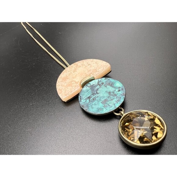 Geometric Pendant Necklace - Picture 6 of 8